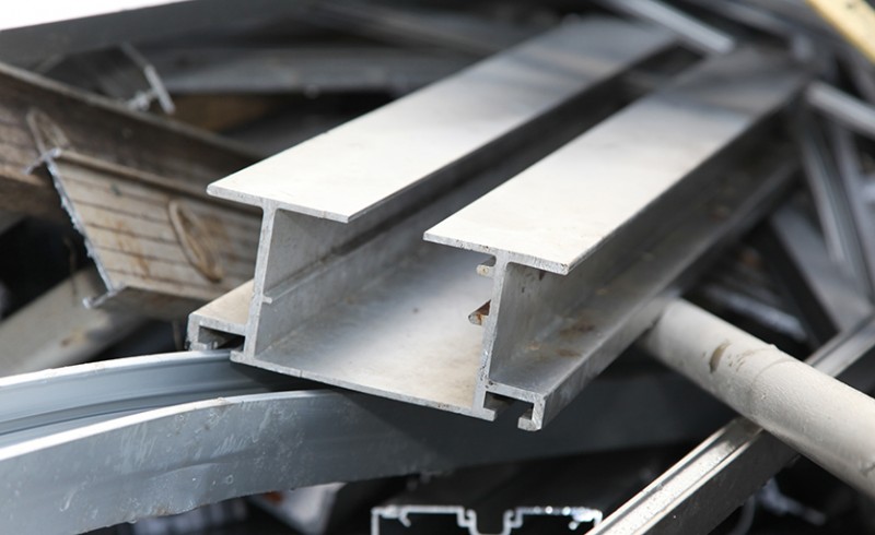 Recycling Metal Vichos | Fall in sales of aluminum profiles in four years